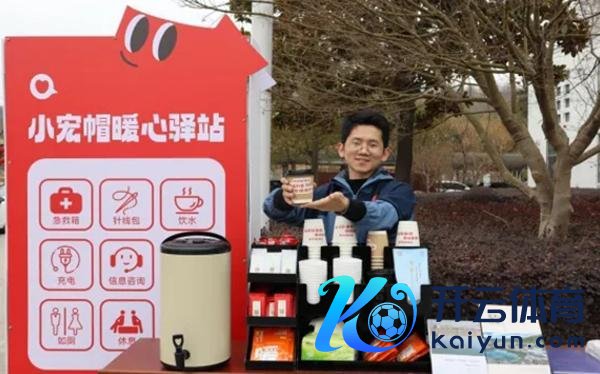 安徽一镇政府食堂向搭客敞开 徽州风范迎客来